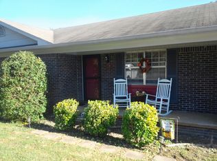 375 Hillcrest St, Selmer, TN 38375