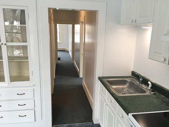 kitchen / view of hallway