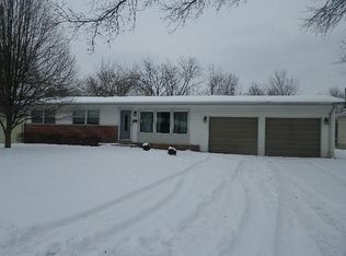 2432 Saint Robert Ln, Saint Charles, MO 63301