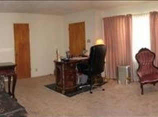 1102 Hall Dr, Roswell, NM 88201