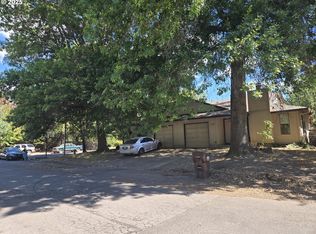 2082-2080 NE Darby St, Hillsboro, OR