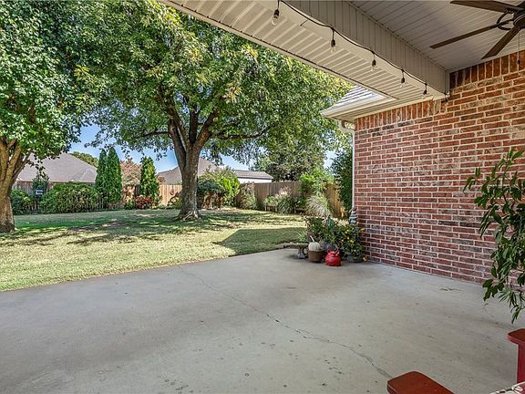2nd image of 4417 W Braymore Dr