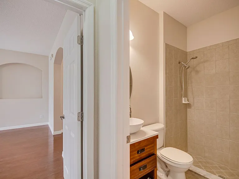 1904 Candlenut Cir — Photo 29