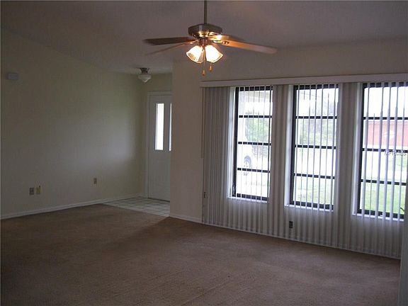 3rd image of 6195 Grandeur St