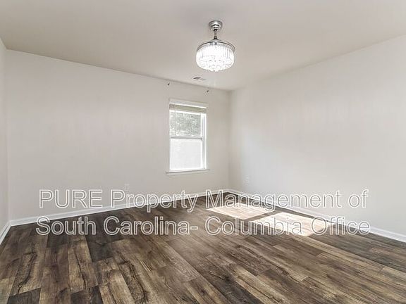 4th image of 337 Liliana Dr