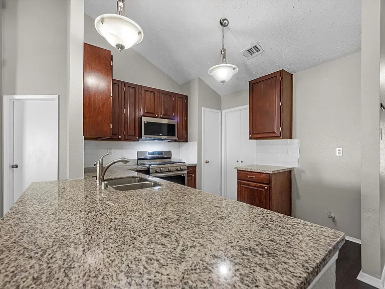4202 W Peachfield Cir — Photo 5