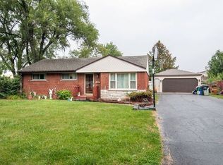 8119 S 82nd Ct, Justice, IL 60458
