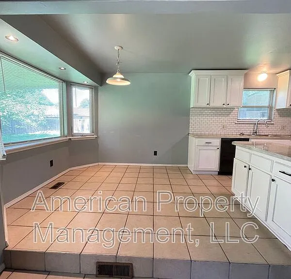 3836 S 122nd East Ave — Photo 8
