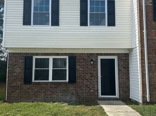 408 Myrtlewood Cir, Jacksonville, NC 28546