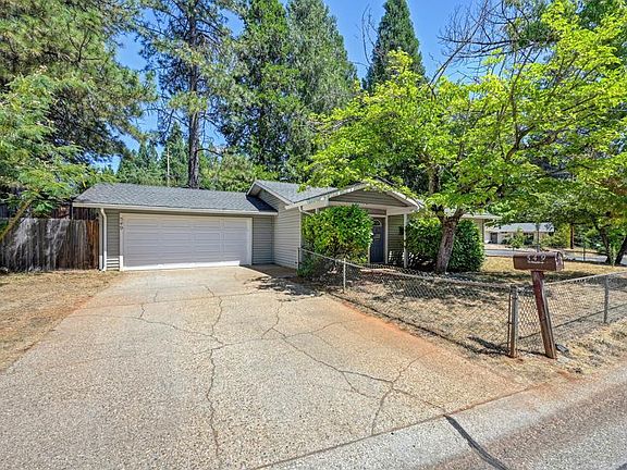 5th image of 549 Packard Dr