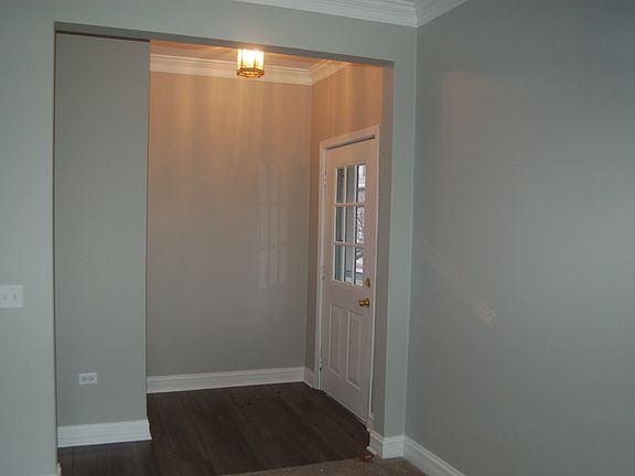 2nd image of 3300 Bromley Ln