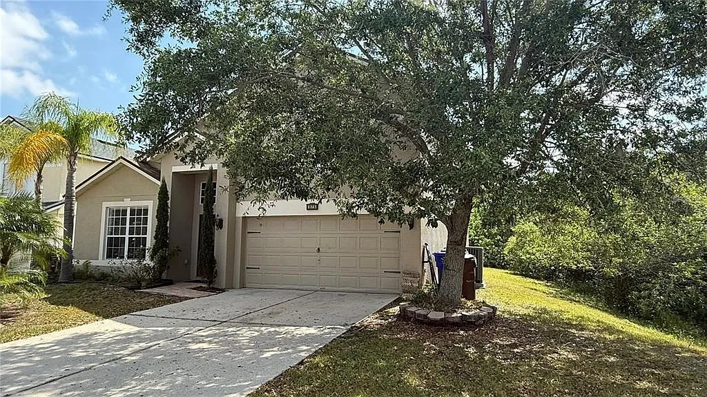 Building Photo - 979 Hacienda Cir
