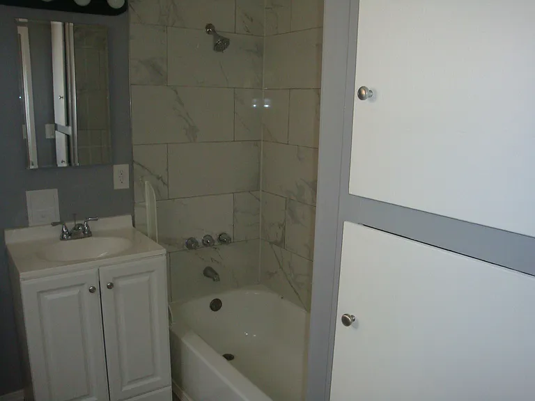 948 S Roberts St #2 — Photo 9