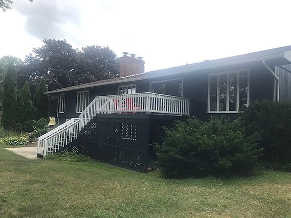 3rd image of 104 Canterbury Dr