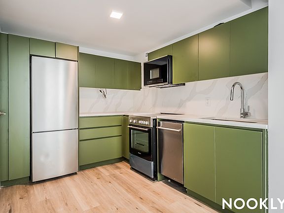 4th image of 619 Throop Ave #5G