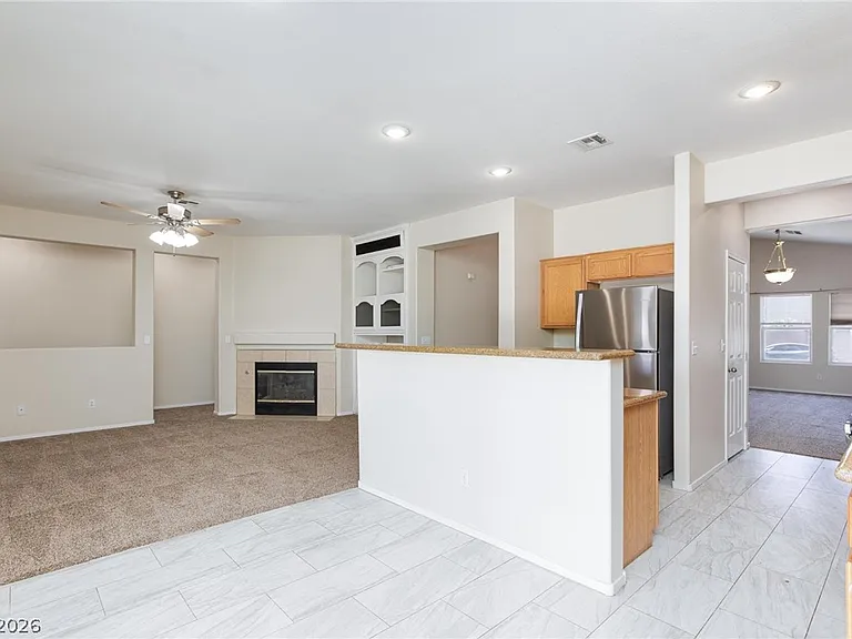 2598 Highland Cliff Dr — Photo 16