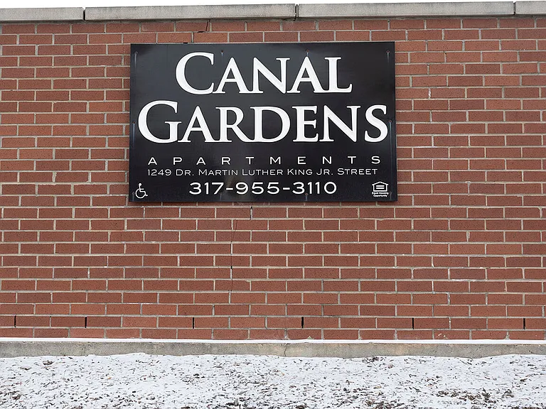 Canal Gardens — Photo 22