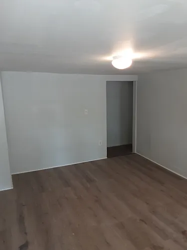 128 Center St Photo 1