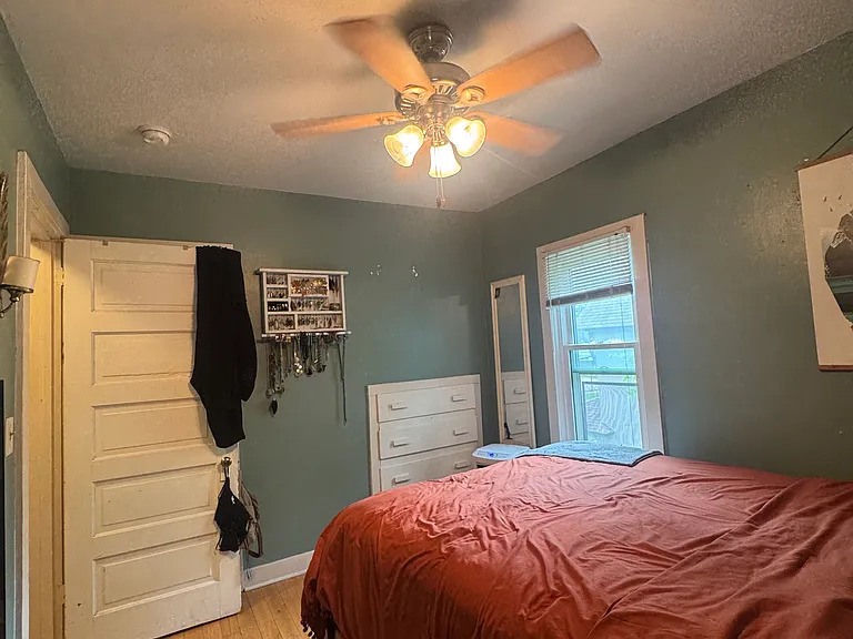 620 Oak St #4 — Photo 8