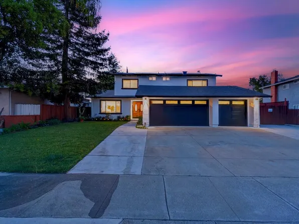 895 Greenwich Dr, Gilroy, CA 95020