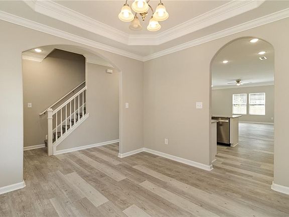 4th image of 435 Stockton Rd