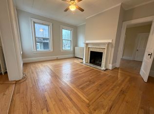 806 President Ave #1W, Fall River, MA 02720