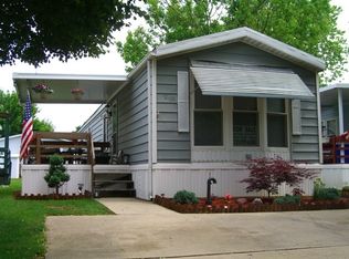 27 Poe Rd, North Brunswick, NJ 08902