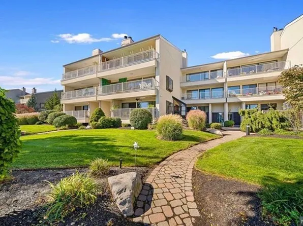 1225 River Rd APT 6A, Edgewater, NJ 07020