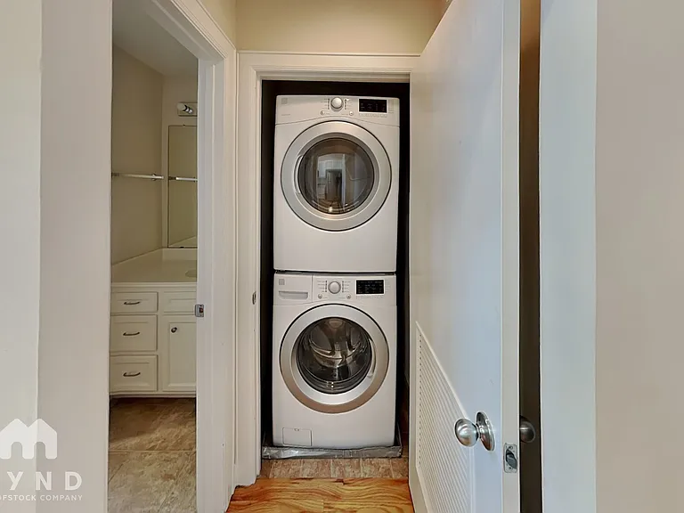 648 Westcross St #805 — Photo 13