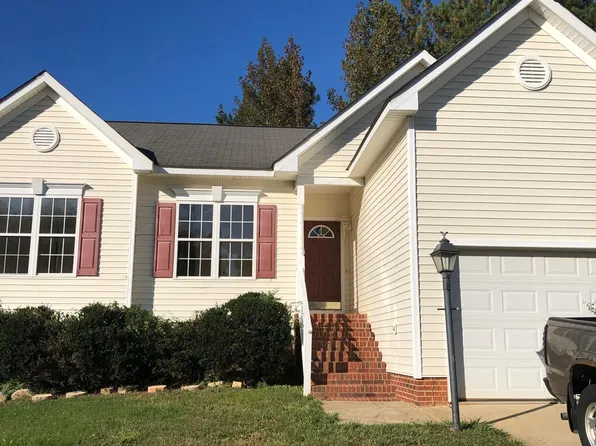 2900 Rainford Ct, Raleigh, NC 27603