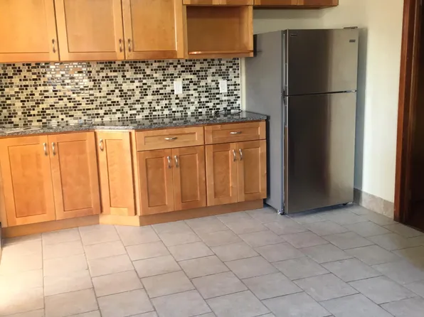 (undisclosed Address), South River, NJ 08882