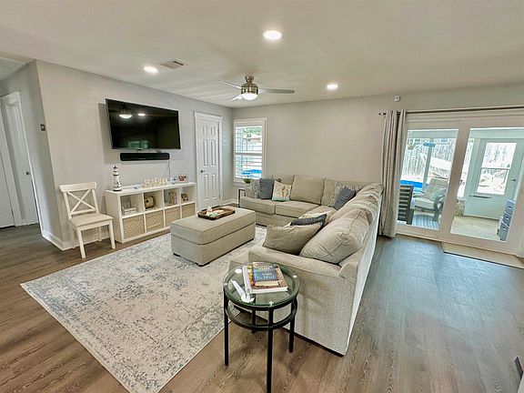 5th image of 2304 Windstone Dr