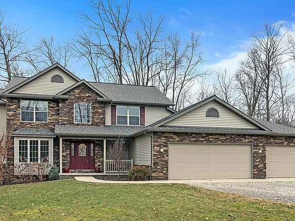 2nd image of 128 Liberty Woods Ct