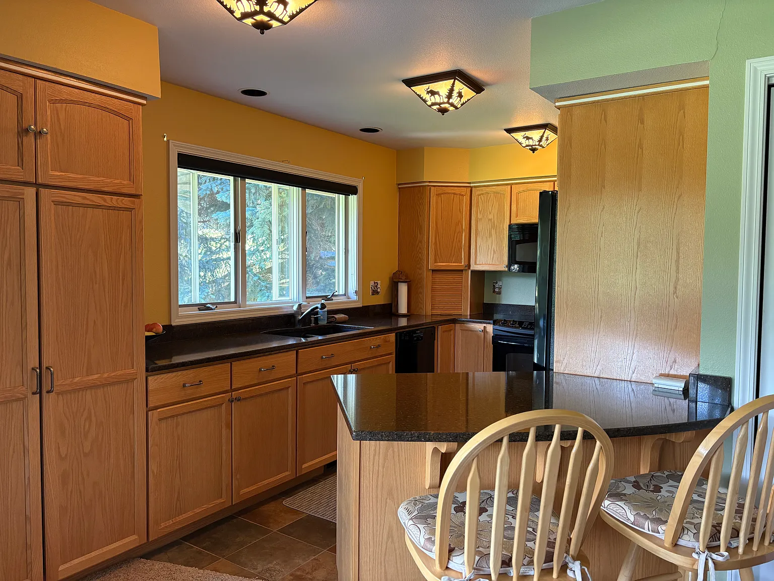 2 bed, 1266 sqft, $2,000 — Photo 2