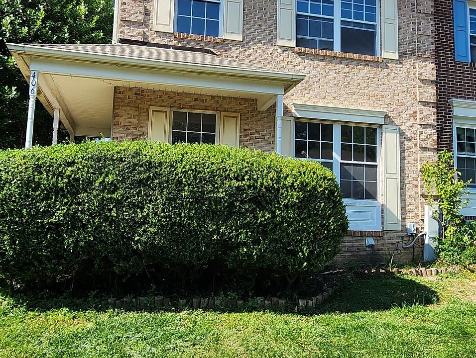 2nd image of 406 Oakton Way