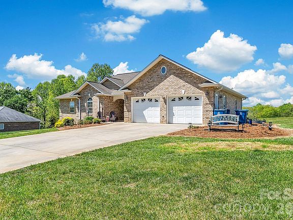 2nd image of 5507 Land Harbour Dr