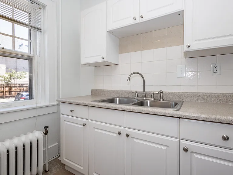 1027 Washington Street — Photo 23