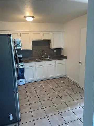 1728 Farragut St — Photo 4