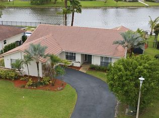 10108 NW 1st Manor, Coral Springs, FL 33071