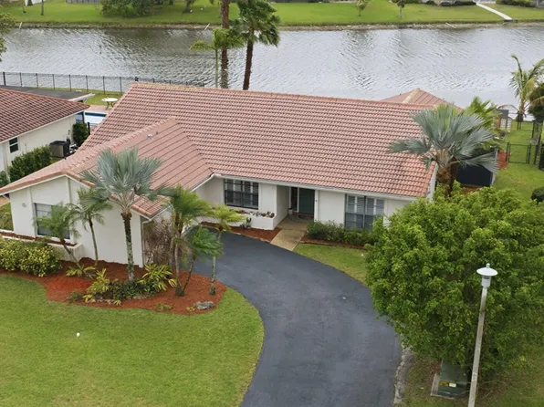 10108 NW 1st Manor, Coral Springs, FL 33071