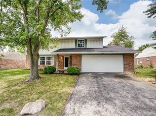 5121 Larchview Dr, Dayton, OH 45424