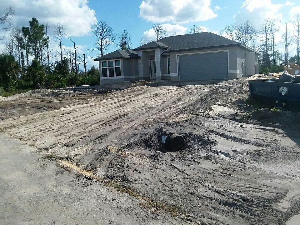 2nd image of 373 Cratsley Ave S