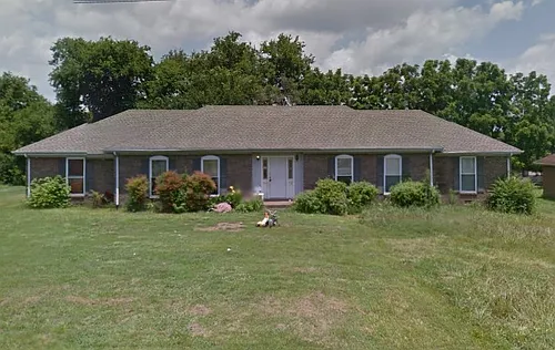 736 Mike St Photo 1