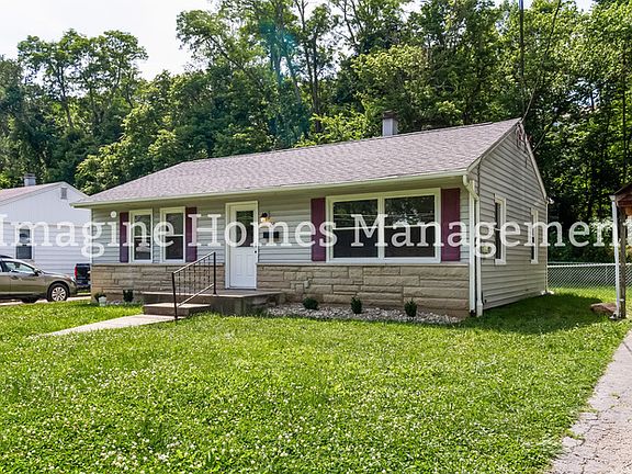 3rd image of 20 Apple Lane Dr