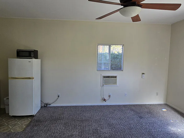6212 Zelzah Ave — Photo 12