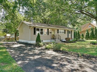6 Indiana Ave, Jackson, NJ 08527
