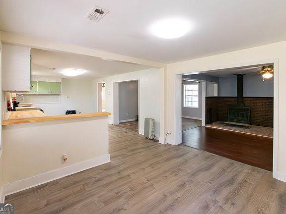 5th image of 1194 J D Walton Rd