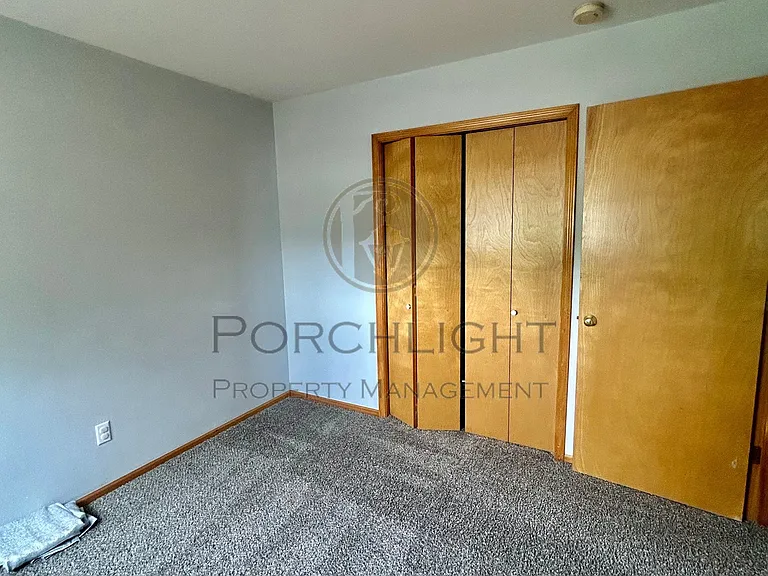 804 E Maberry Dr — Photo 17