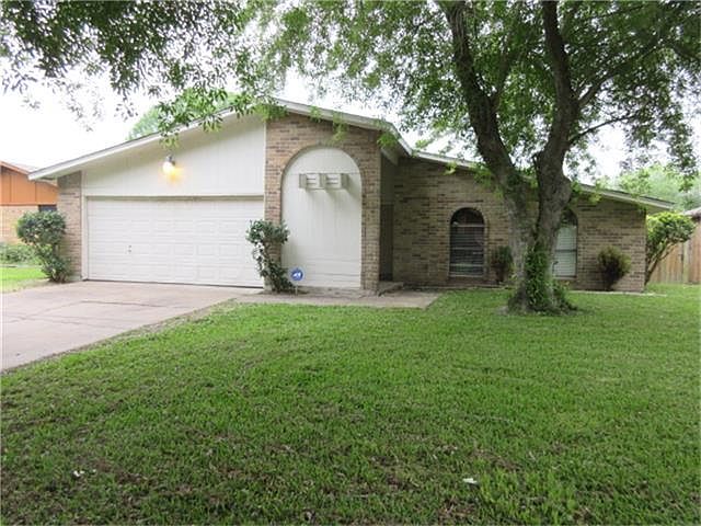 1st image of 15623 Fall Briar Dr