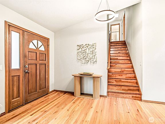 3rd image of 7116 NE 168TH St